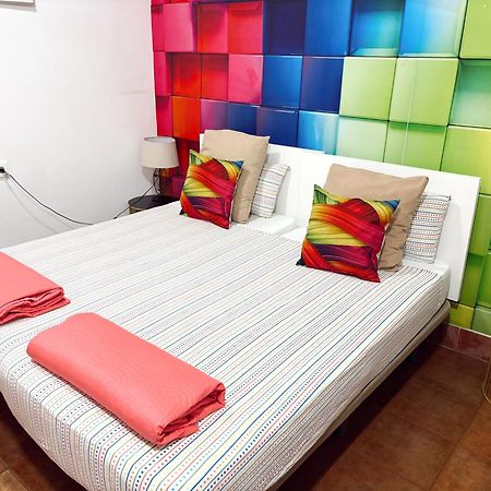 Rio Hostel Sevilla Exteriör bild