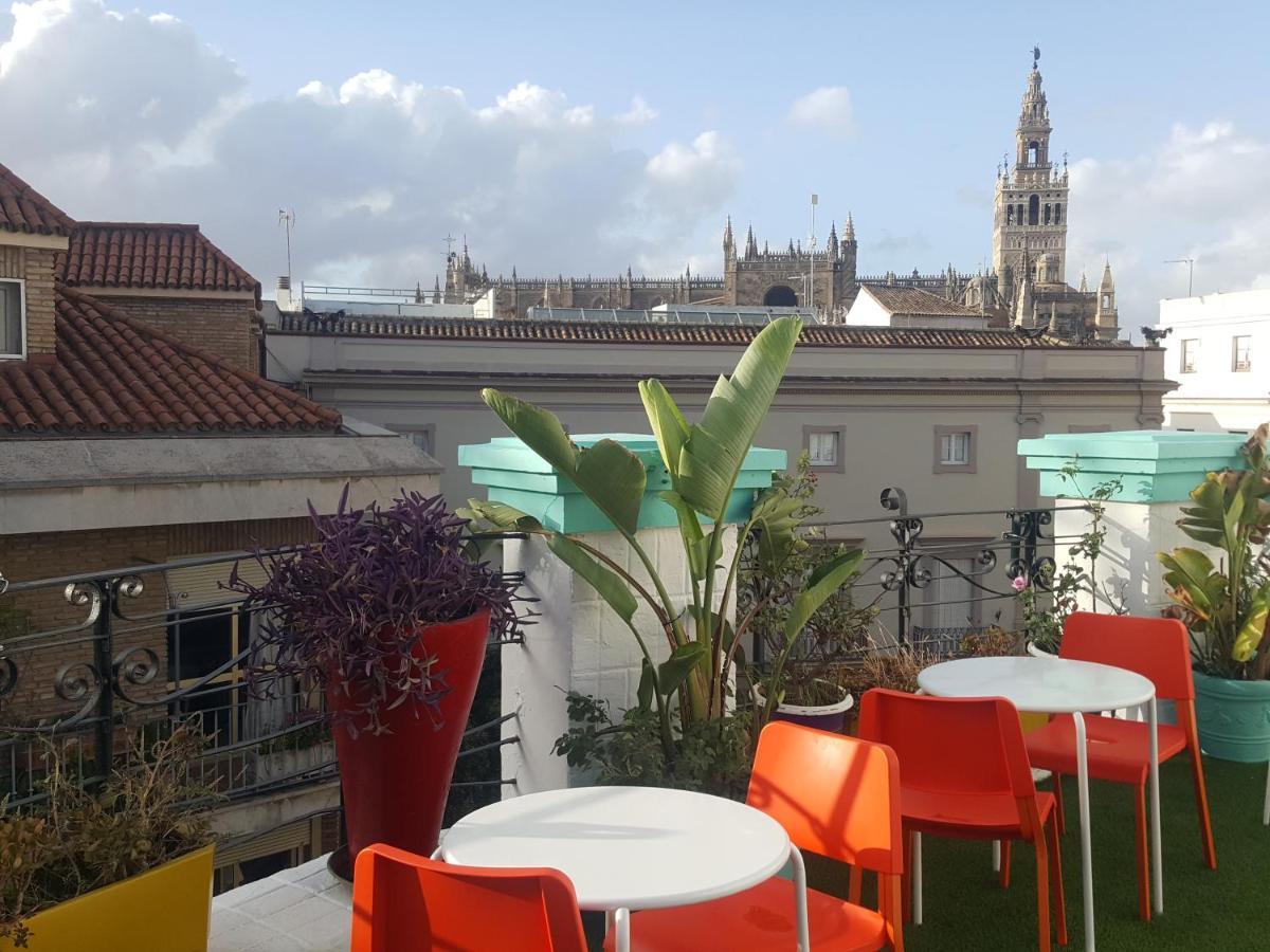 Rio Hostel Sevilla Exteriör bild