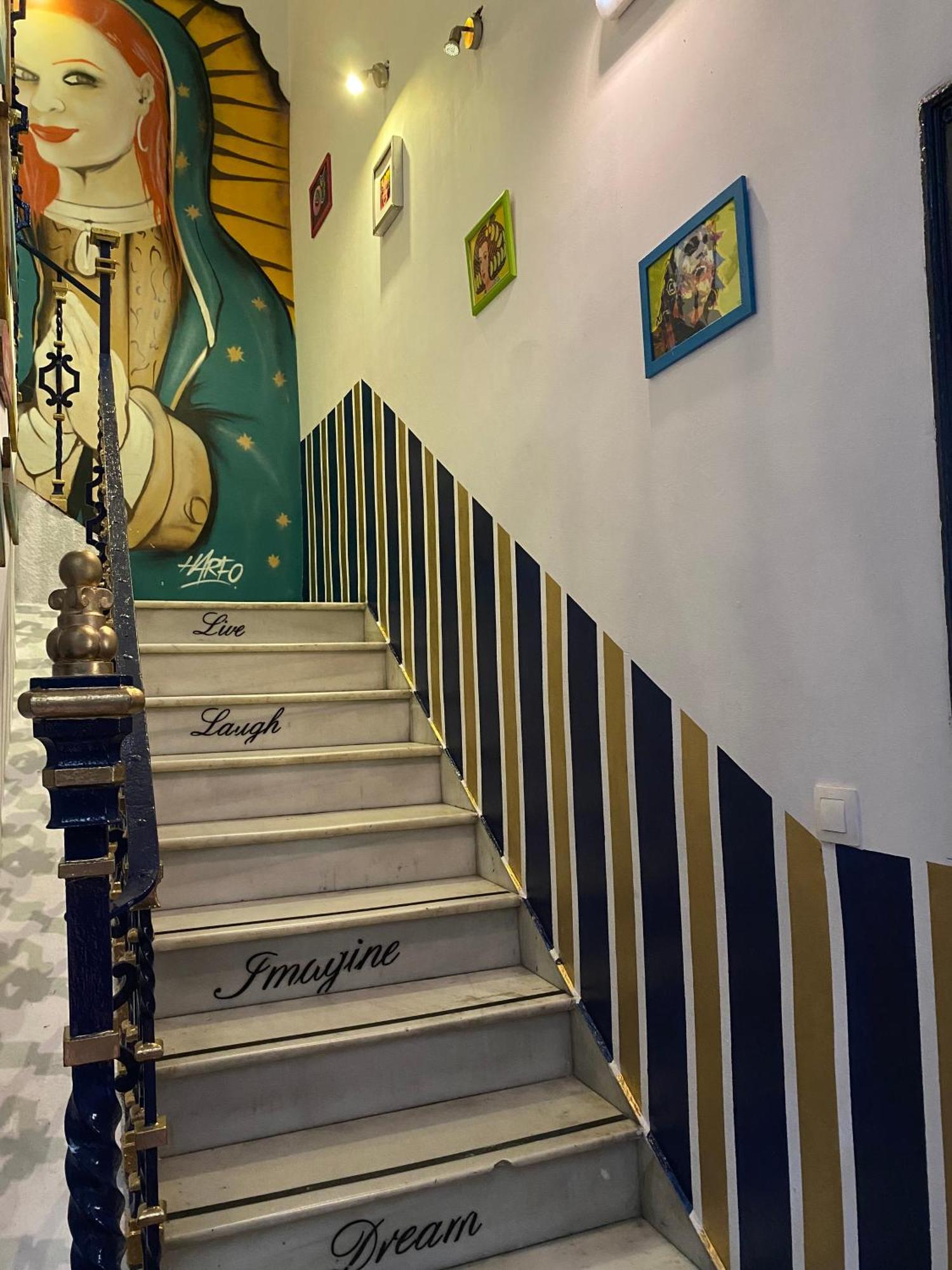 Rio Hostel Sevilla Exteriör bild