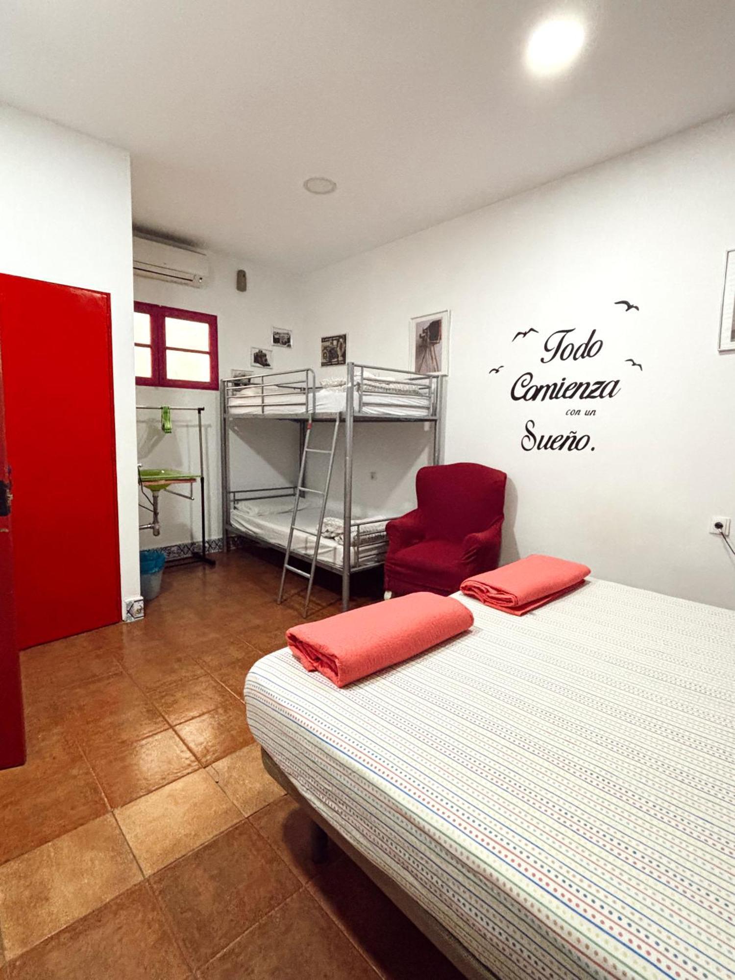 Rio Hostel Sevilla Exteriör bild