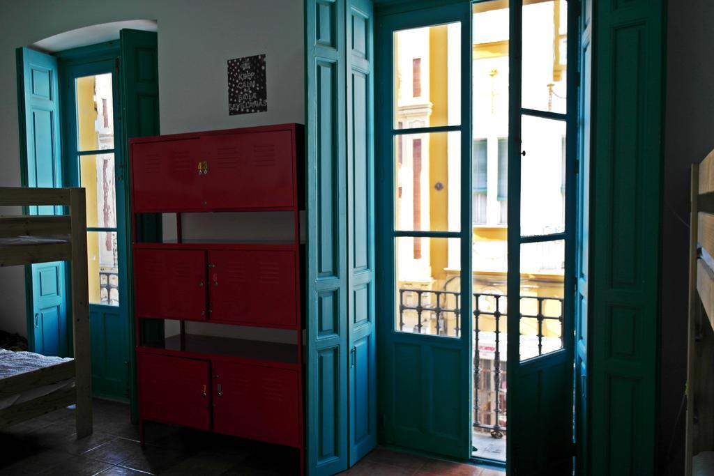 Rio Hostel Sevilla Exteriör bild